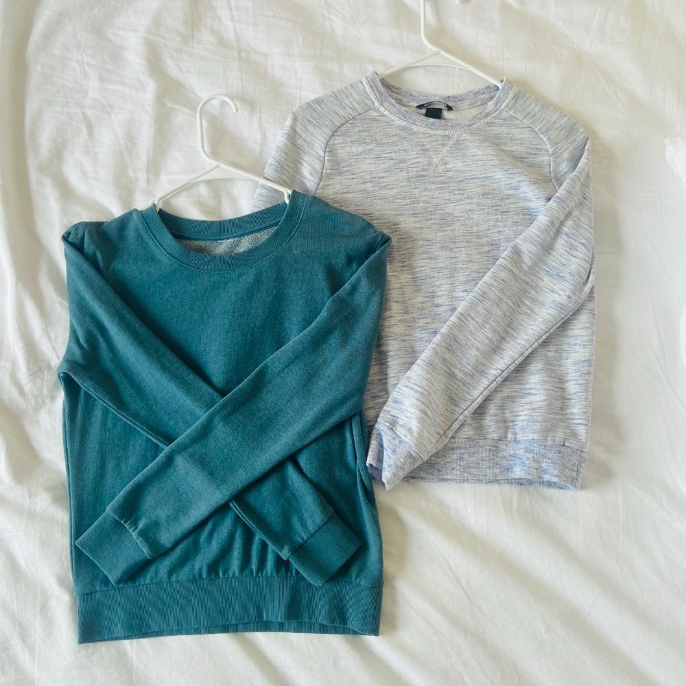 BUNDLE! TWO H&M Crewnecks, Teal and Speckled Blue